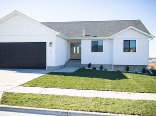 1142 Dolostone Dr, Pocatello, ID 83201
