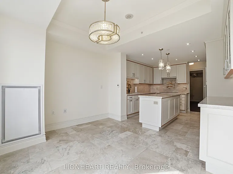 3500 Lakeshore Rd W #328C — Photo 25