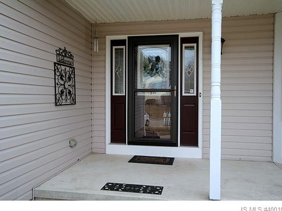 4th image of 11 Ridgemont Dr
