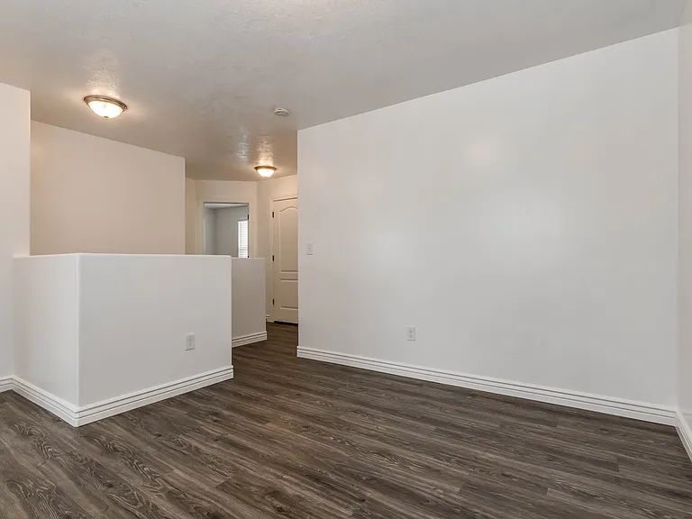 33 N Cameron St — Photo 12