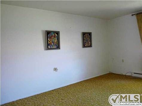4th image of 1045A Fife Ct