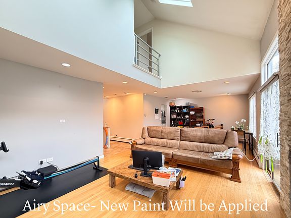 3rd image of 205 Beech Ct