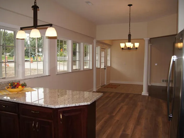 6990 Greenwich Rd — Photo 15