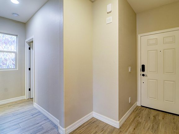 4th image of 18015 W Cedarwood Ln