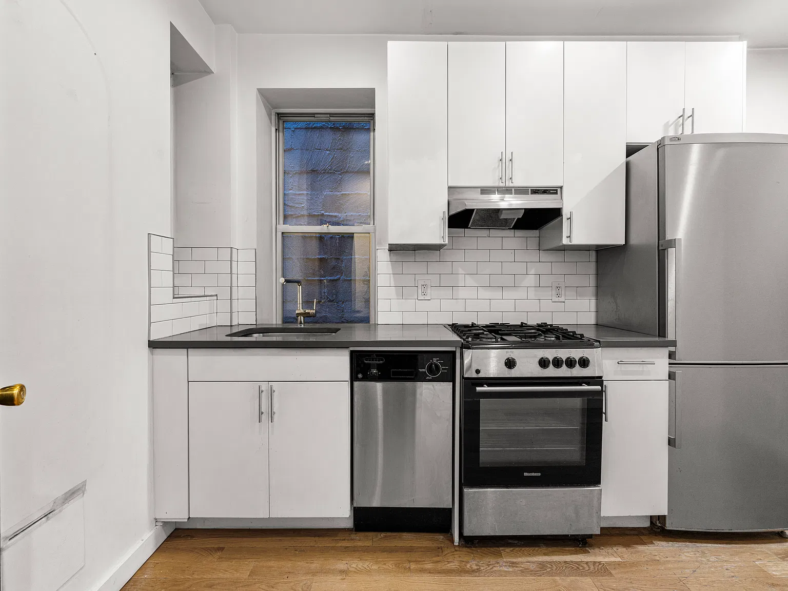 255 West 15th Street — Photo 1