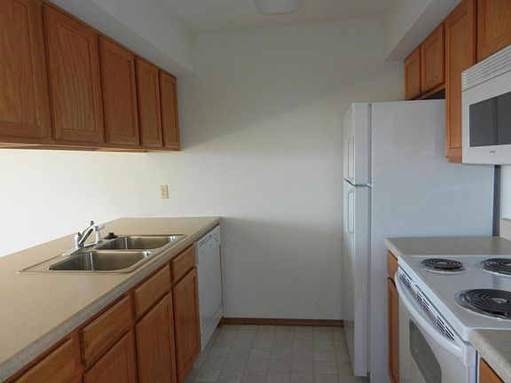 5th image of 170 Keel Ln
