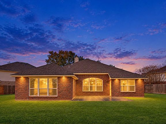 3rd image of 5826 Prade Ranch Ln