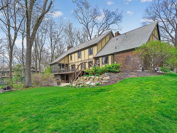 3rd image of 17000 Barryknoll Way