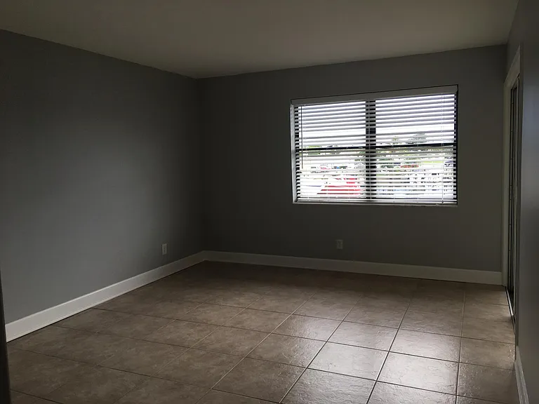 309 Lake Cir #202 — Photo 13