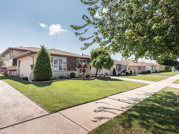 2nd image of 8025 Nordica Ave