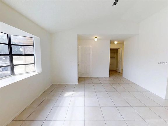 5th image of 1112 Tivoli Dr