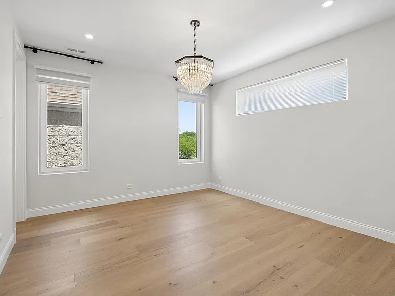 3739 N Clifton Ave #3 — Photo 31