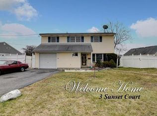 3 Sunset Ct, Carteret, NJ 07008
