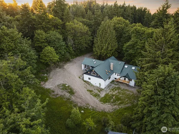 4706 64th Street E, Tacoma, WA 98443