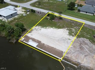 1104 NW 28th Ave, Cape Coral, FL 33993