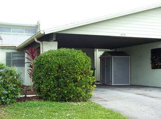 490 Charlemagne Blvd, Naples, FL 34112