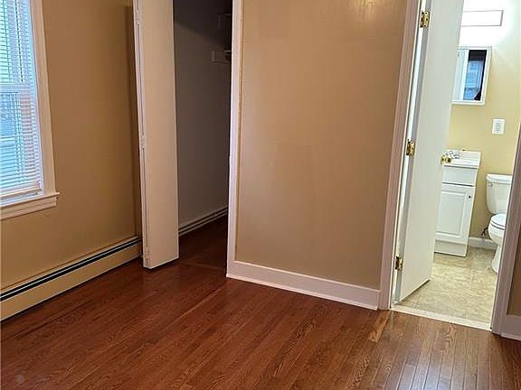 5th image of 26 Catherine St #1