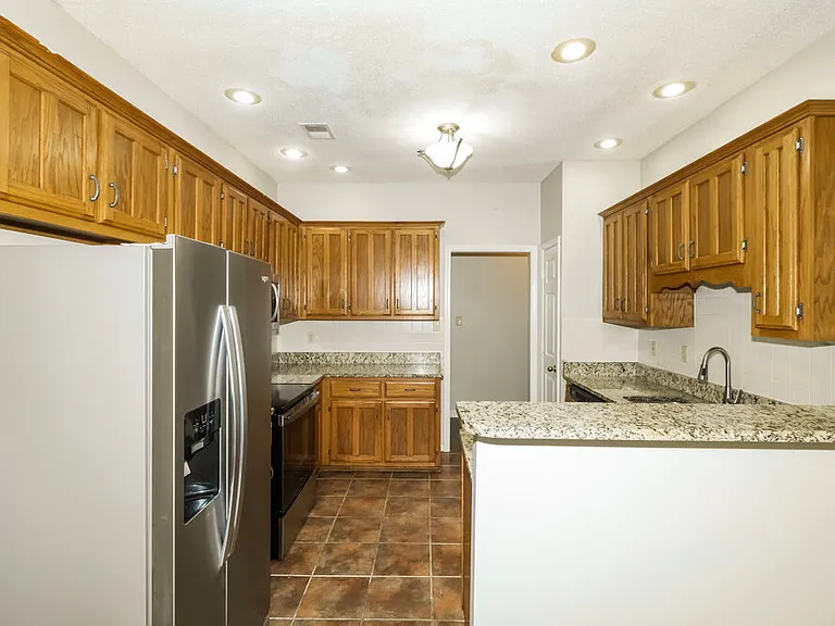 9224 Chimneyrock Blvd — Photo 8
