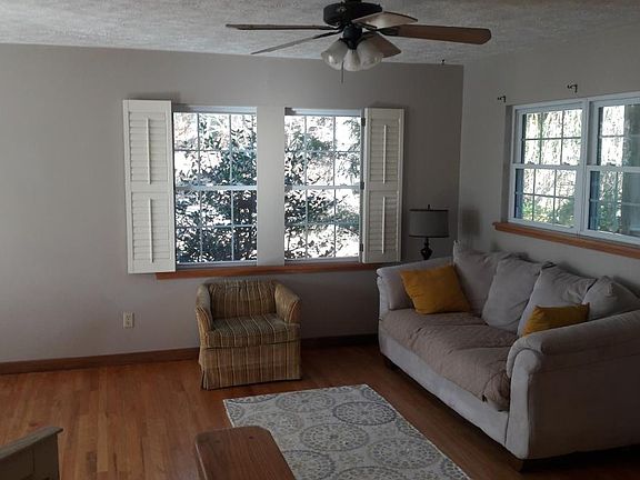 4th image of 918 Tebeau Dr