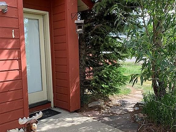 3rd image of 254 Cove Blvd #1