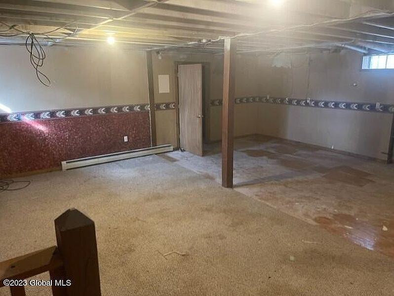2nd image of 5644 Pavilion Way