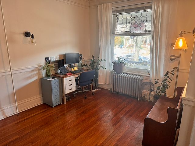 1st image of 4638 Spruce St Floor 1