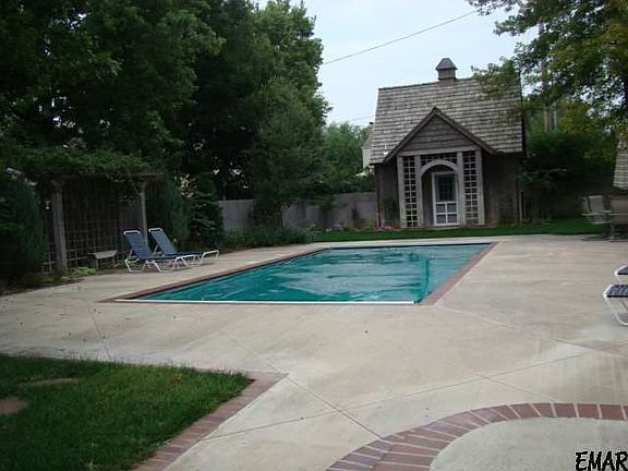 2nd image of 1309 Vinita Ave