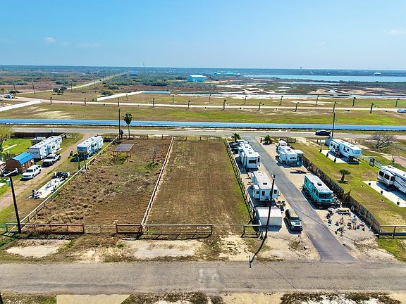 5th image of 24 Copano Ridge Rd