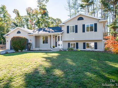 1258 Scott Creek Dr NE, Belmont, MI, 49306