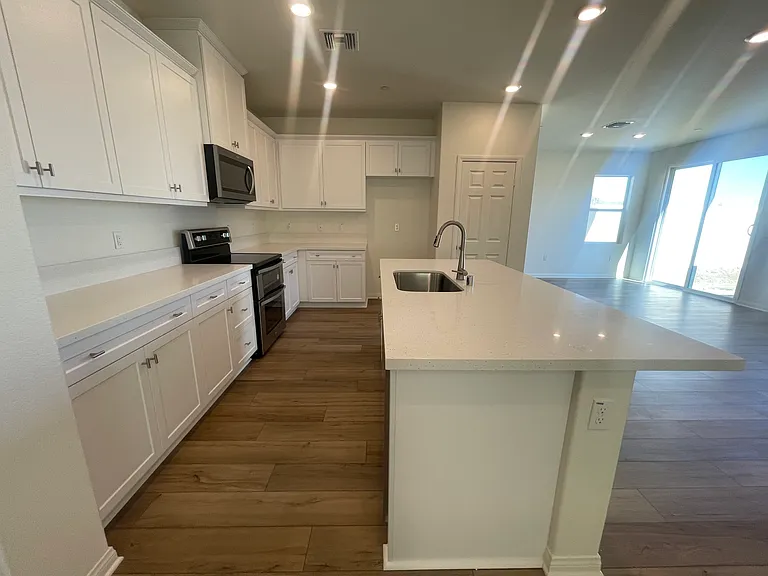 30819 Alister Ln — Photo 3