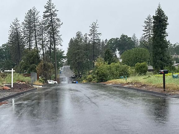 4th image of 1828 Arrowhead Dr