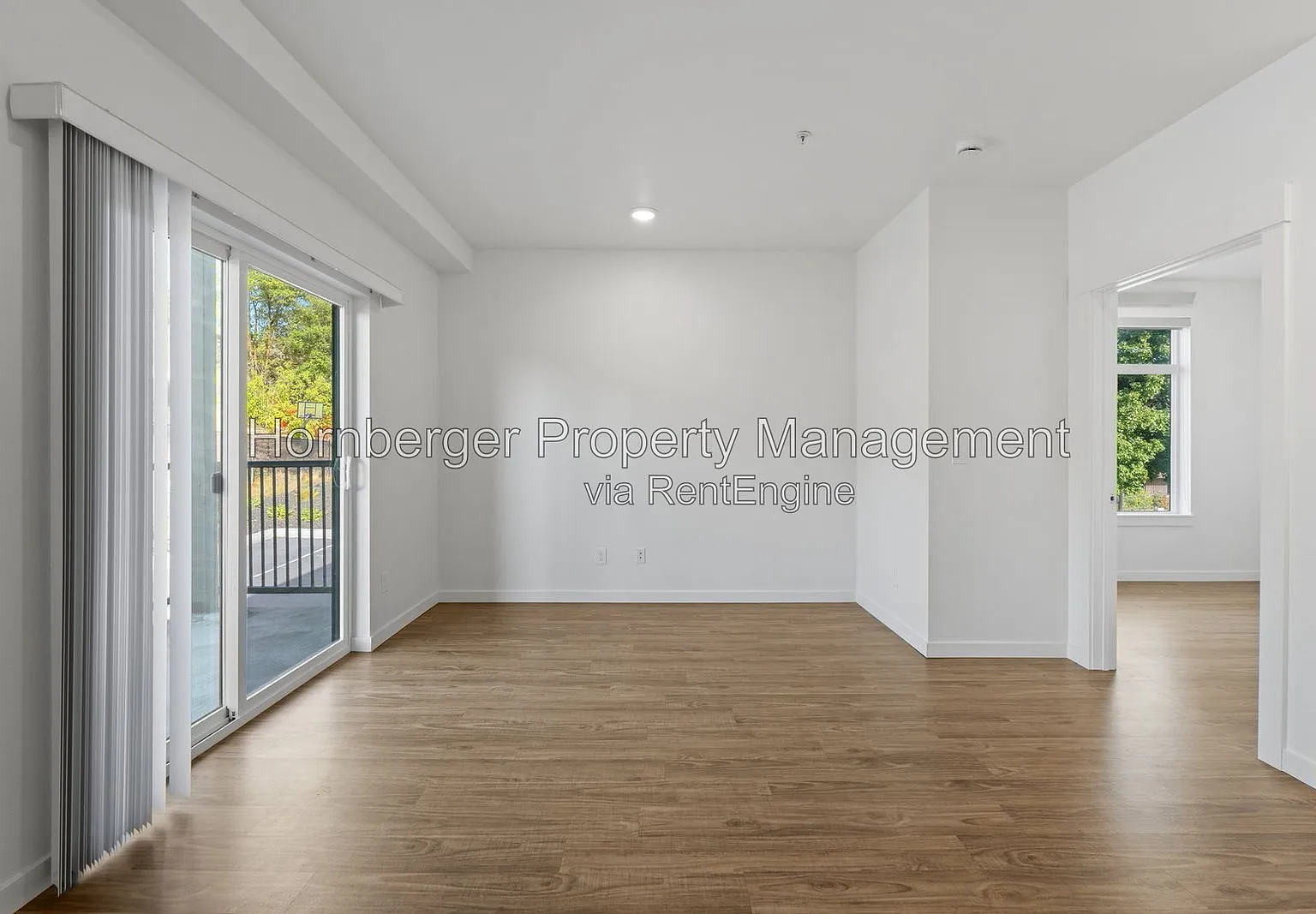 Cleveland Ave Apartments — Photo 4