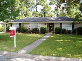 114 E 57th St, Savannah, GA 31405