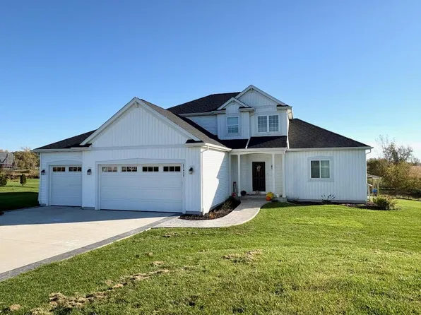 27427 Dover View LANE, Waterford, WI 53185