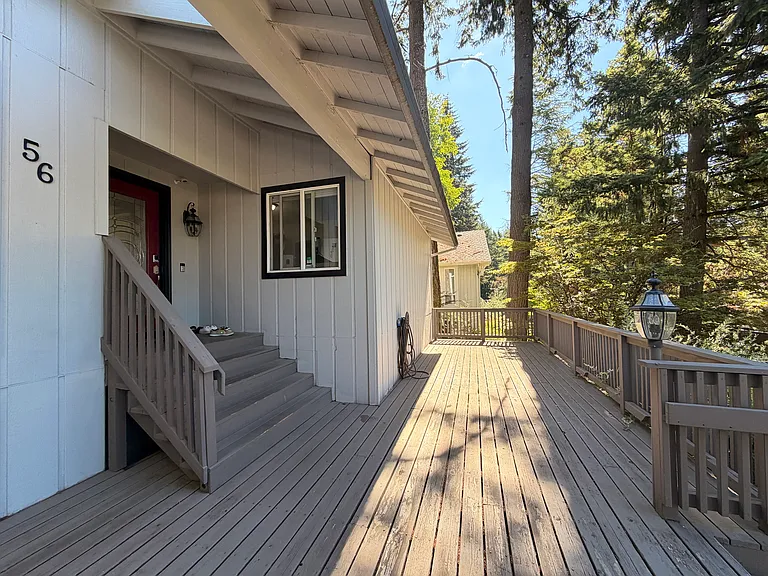 56 Aquinas St — Photo 2