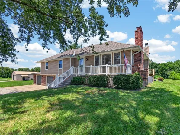 10508 E 241st Ter, Peculiar, MO 64078