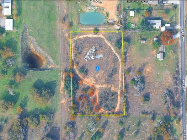 Anns Ln, Weatherford, TX 76085