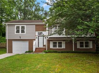 208 Cloverbrook Dr, Jamestown, NC 27282