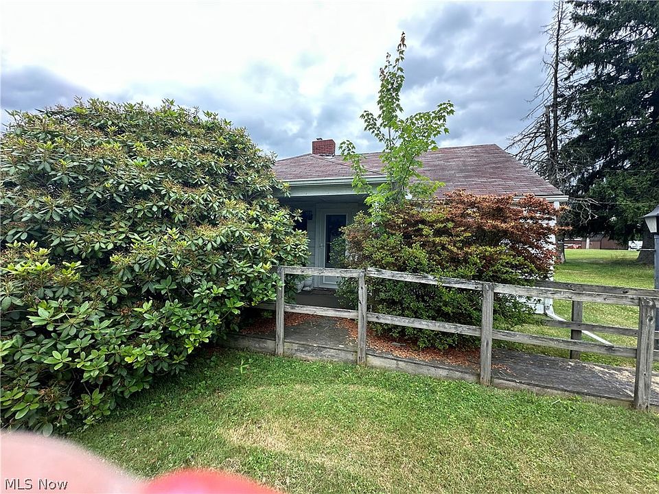 1st image of 901 McLister Ave