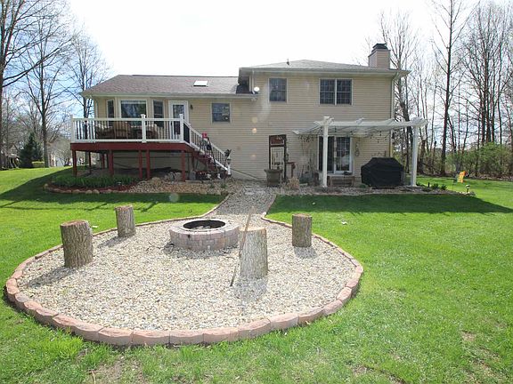 4th image of 53303 Cobus Creek Dr