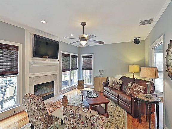 5th image of 710 Alderly Ln