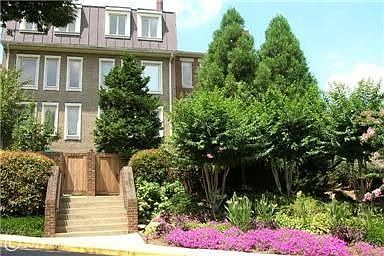 2nd image of 4265 Embassy Park Dr NW