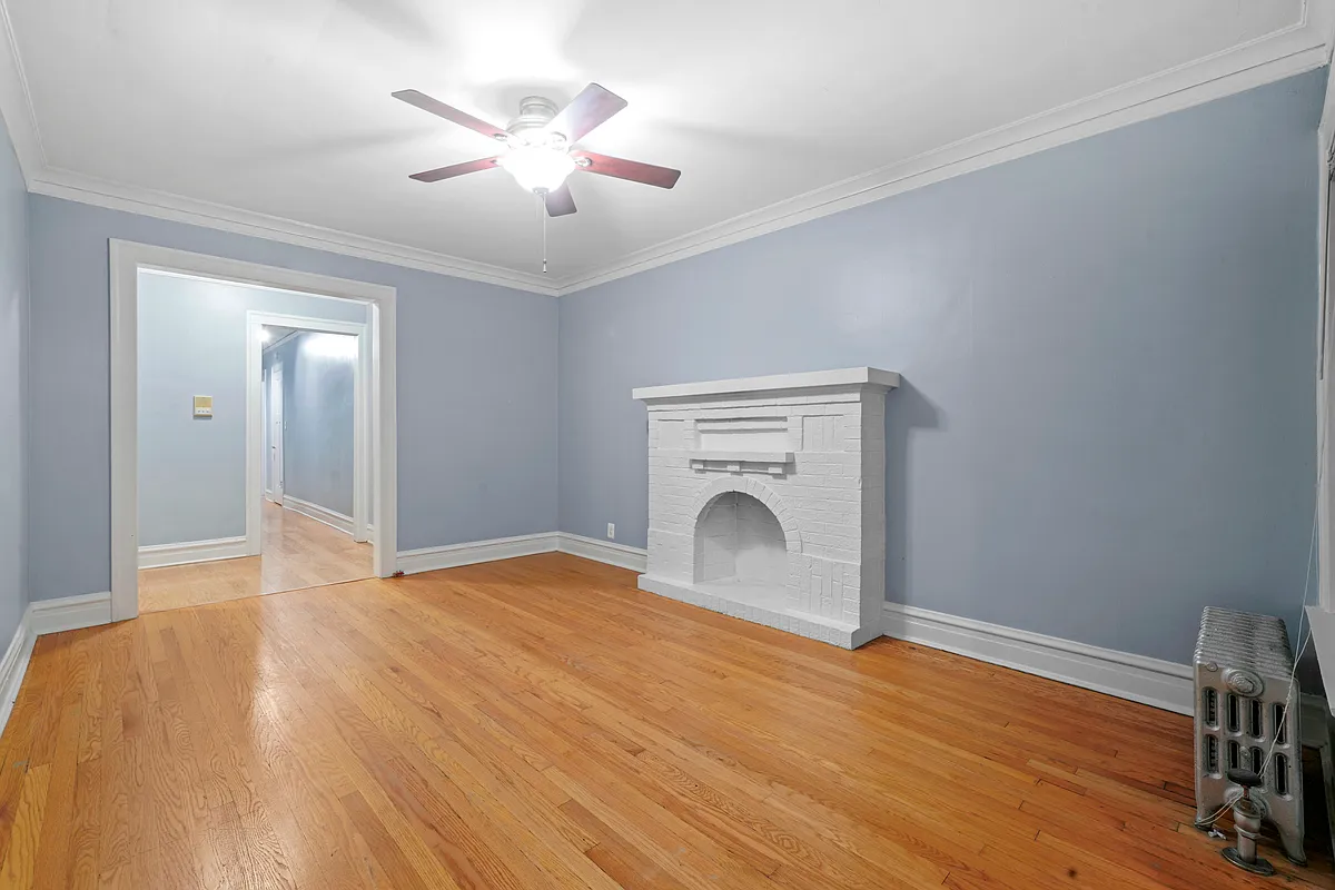 Building Photo - 304 S Kenilworth Ave #2N