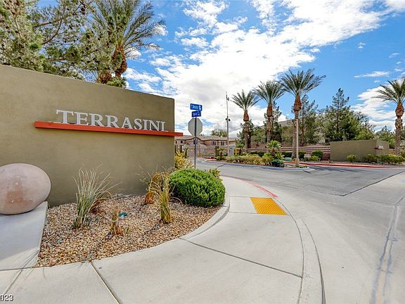 2nd image of 4705 Apulia Dr Unit 202