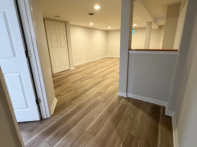 464 Quan Ave — Photo 14