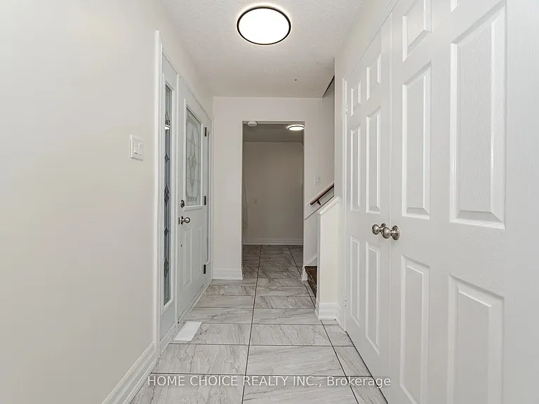 2 Hunt Club Dr — Photo 7