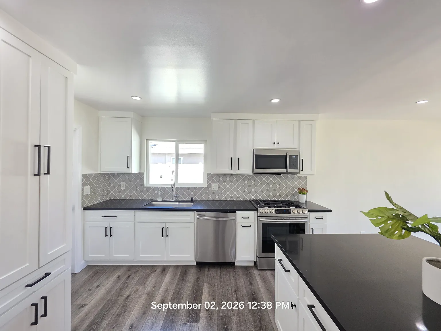 4 bed, 1506 sqft, $4,200 — Photo 4