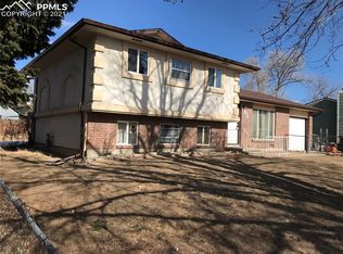 3960 Wylie Ln, Colorado Springs, CO 80916