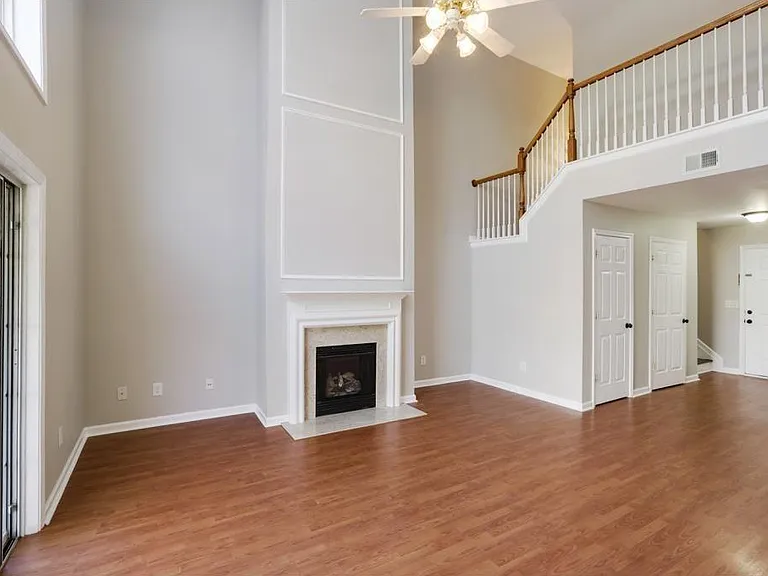 2130 Highland Gate Dr — Photo 3