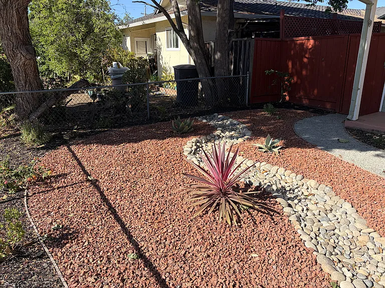 252 Superior Dr — Photo 5